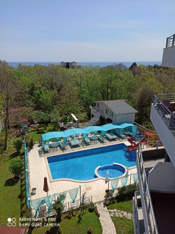 Apartments Danita & Restaurant&Pool Bar Varna Eksteriør billede